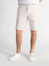 Lade das Bild in den Galerie-Viewer, Shorts