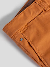 Lade das Bild in den Galerie-Viewer, orange
